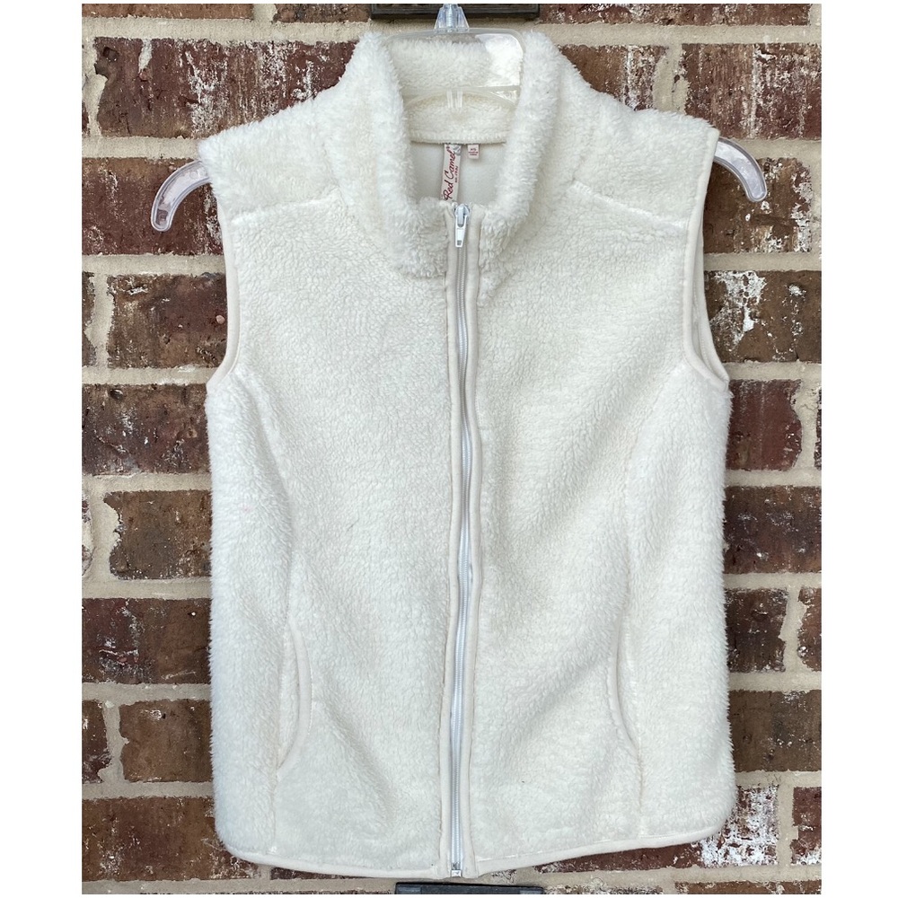 Red Camels Fuzzy Vest Woman’s XS
